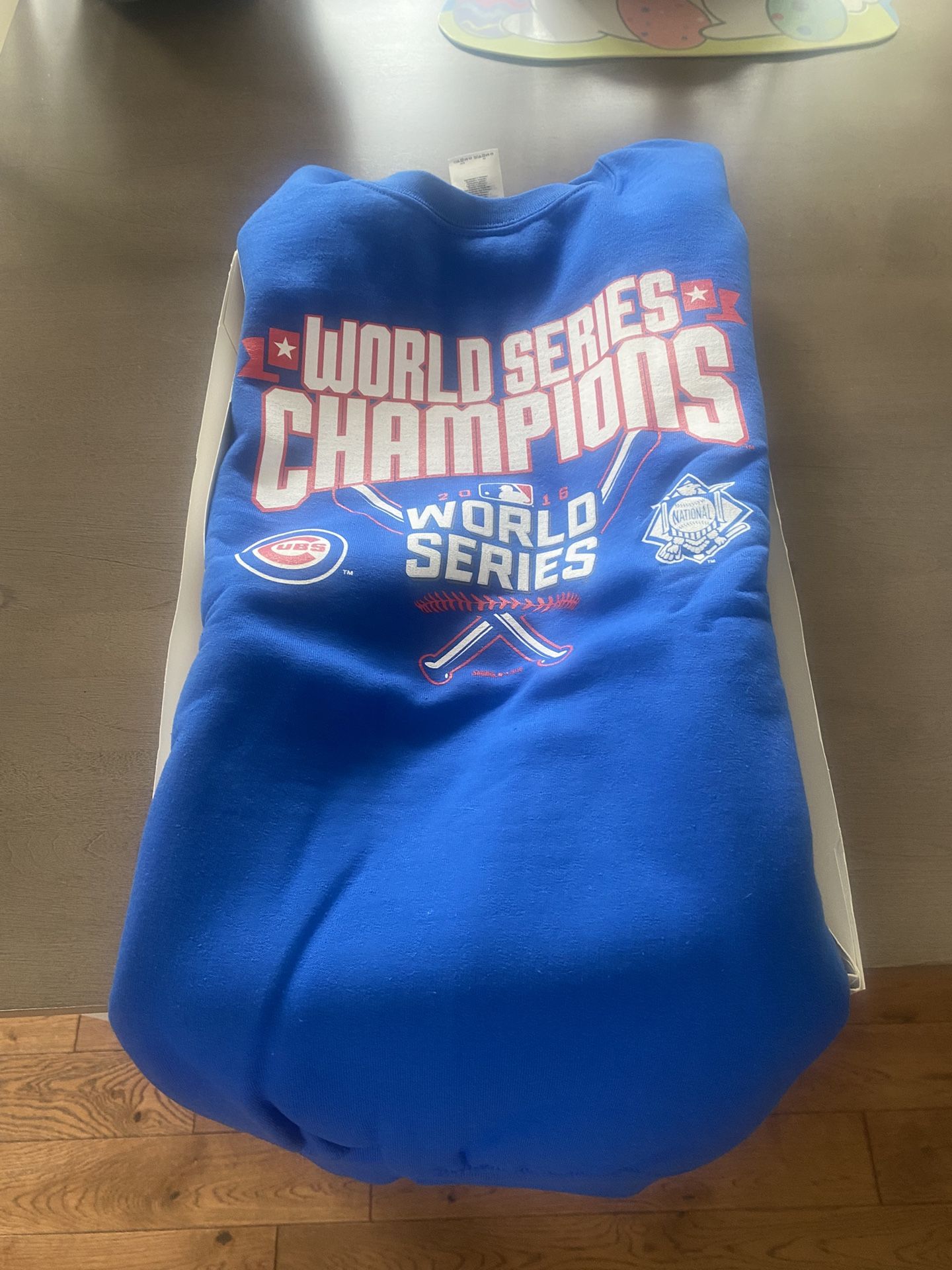 Cubs World Series Sweatshirt 2016 BRAND NEW