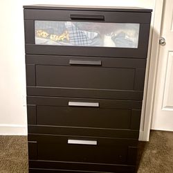4 Drawer Dresser 30 3/4 X 48 7/8”