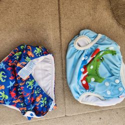 2 Swim Diapers 12 Months 