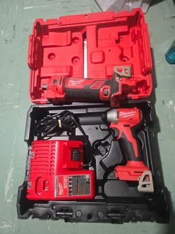 Milwaukee M18 Impact Drill /drywall cut out