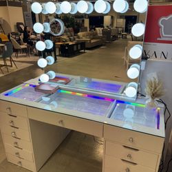 Makeup Vanity/ Glam Vanity/ Lighted Desk - No Credit Needed - No Credit Needed - Not Building Needed - 
