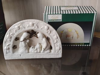 Vintage White Ceramic Holy Family Nativity Candle Holder Arch Figurine