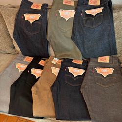 Men’s Levis 