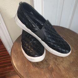 Steve Madan  Slip Ons