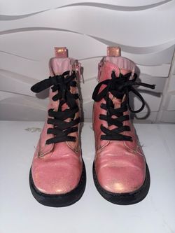 Girl boots