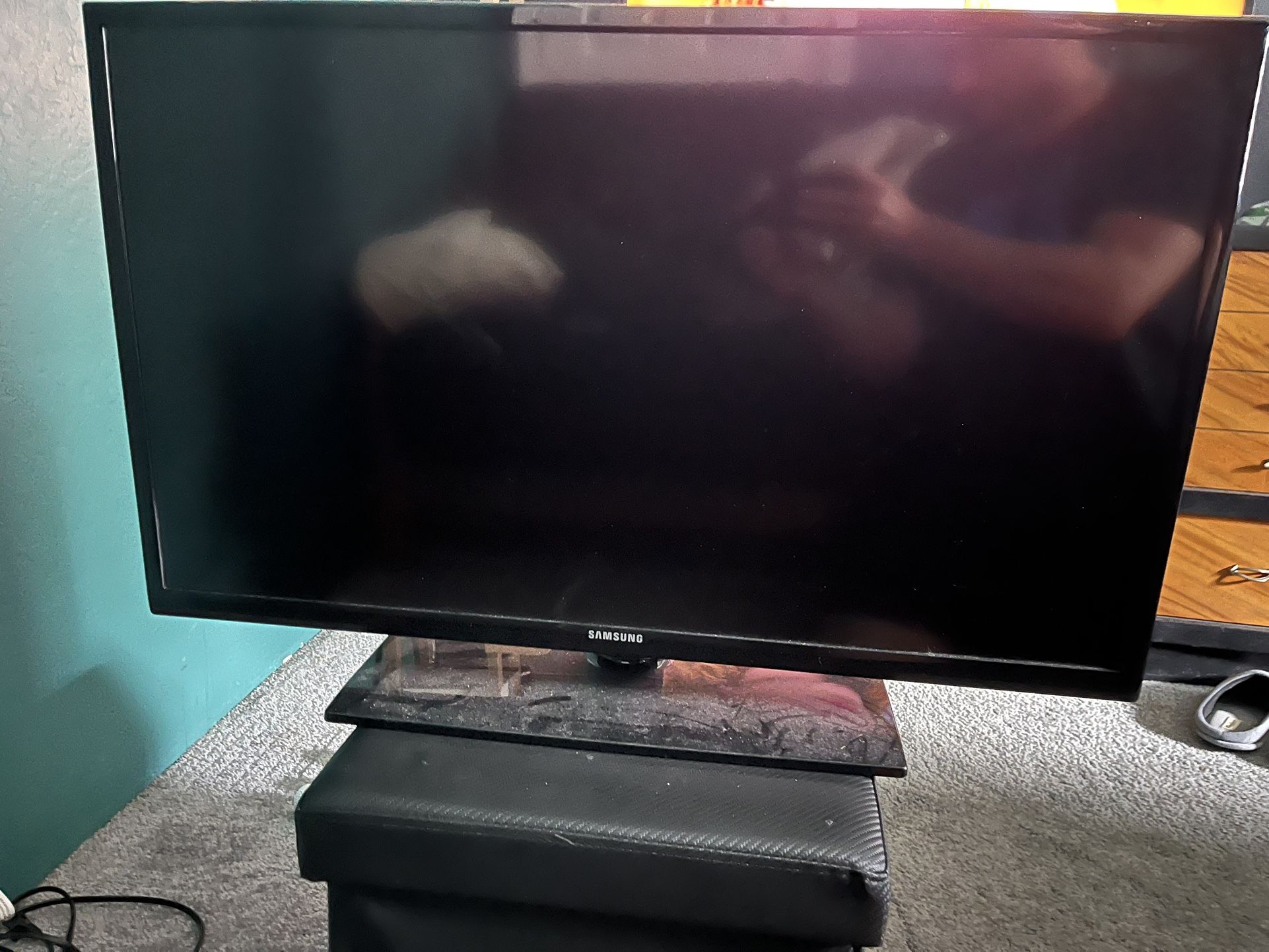 32” Samsung TV