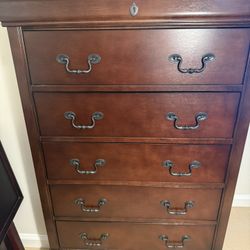 Chest - Bureau