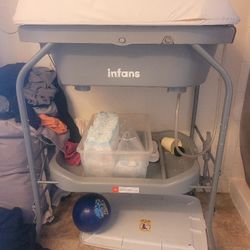Changing Table And Infant Tub