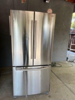Samsung stainless steel refrigerator