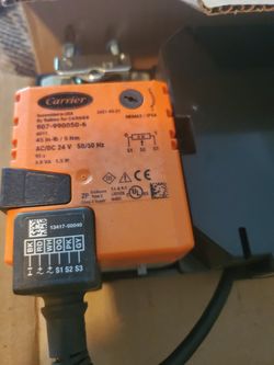Carrier actuators for chiller ac unit