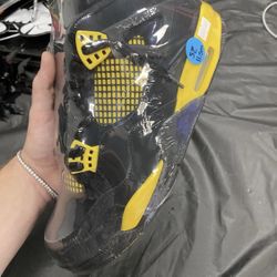 Jordan 4 Retro Yellow Thunder Sz 11.5