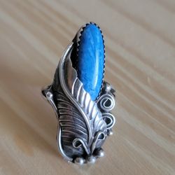Vintage Sterling Silver Ring With Blue Stone 