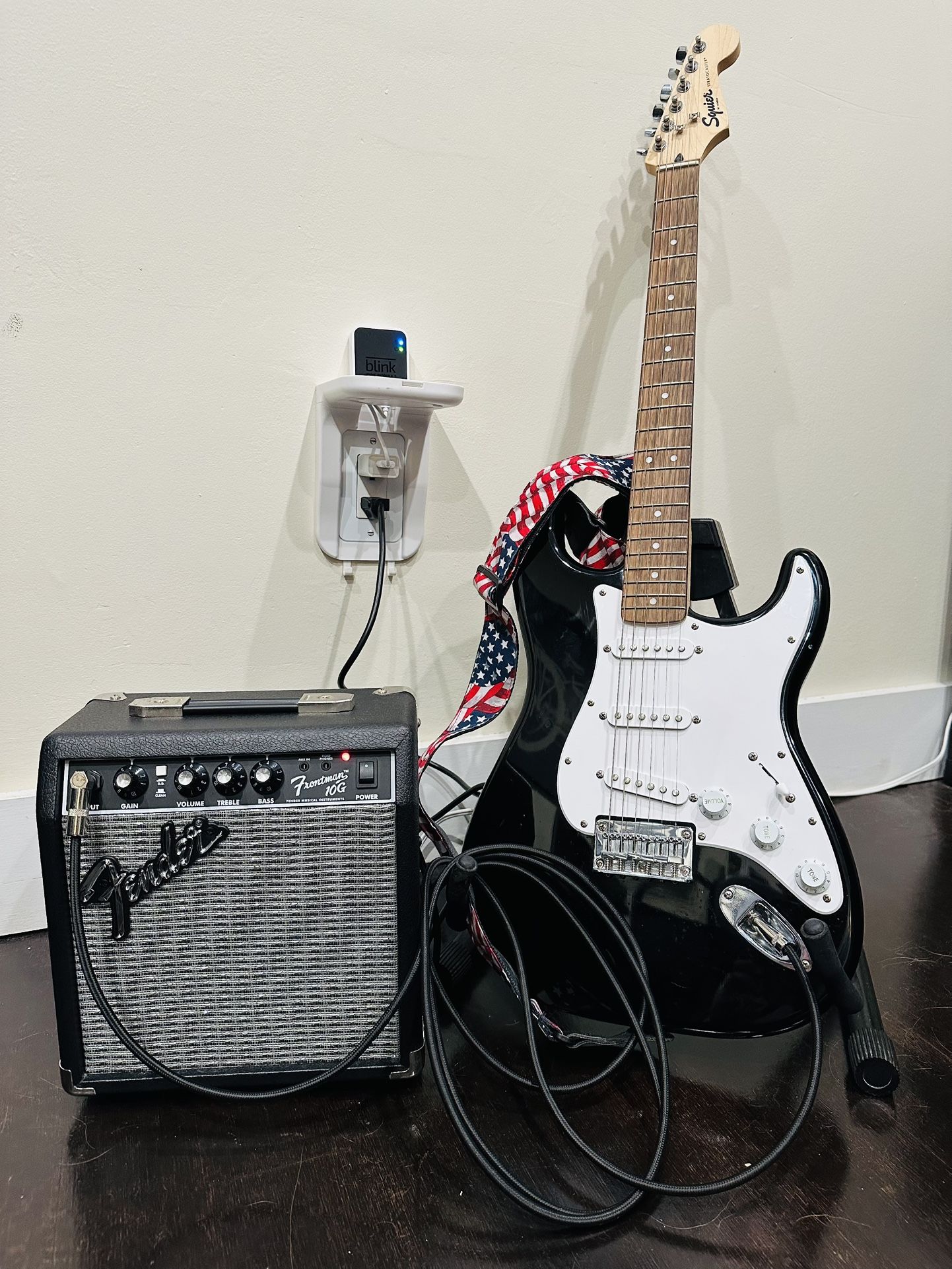 🎸 Squier Stratocaster + Fender Frontman 10G - Pack guitarra eléctrica