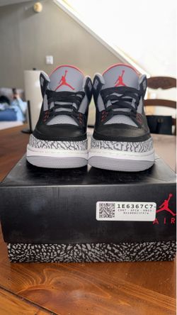 Air Jordan 3 Retro OG “Black Cement” 2018 — Size 9 $ $300 OBO