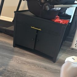 Laundry Pedestal
