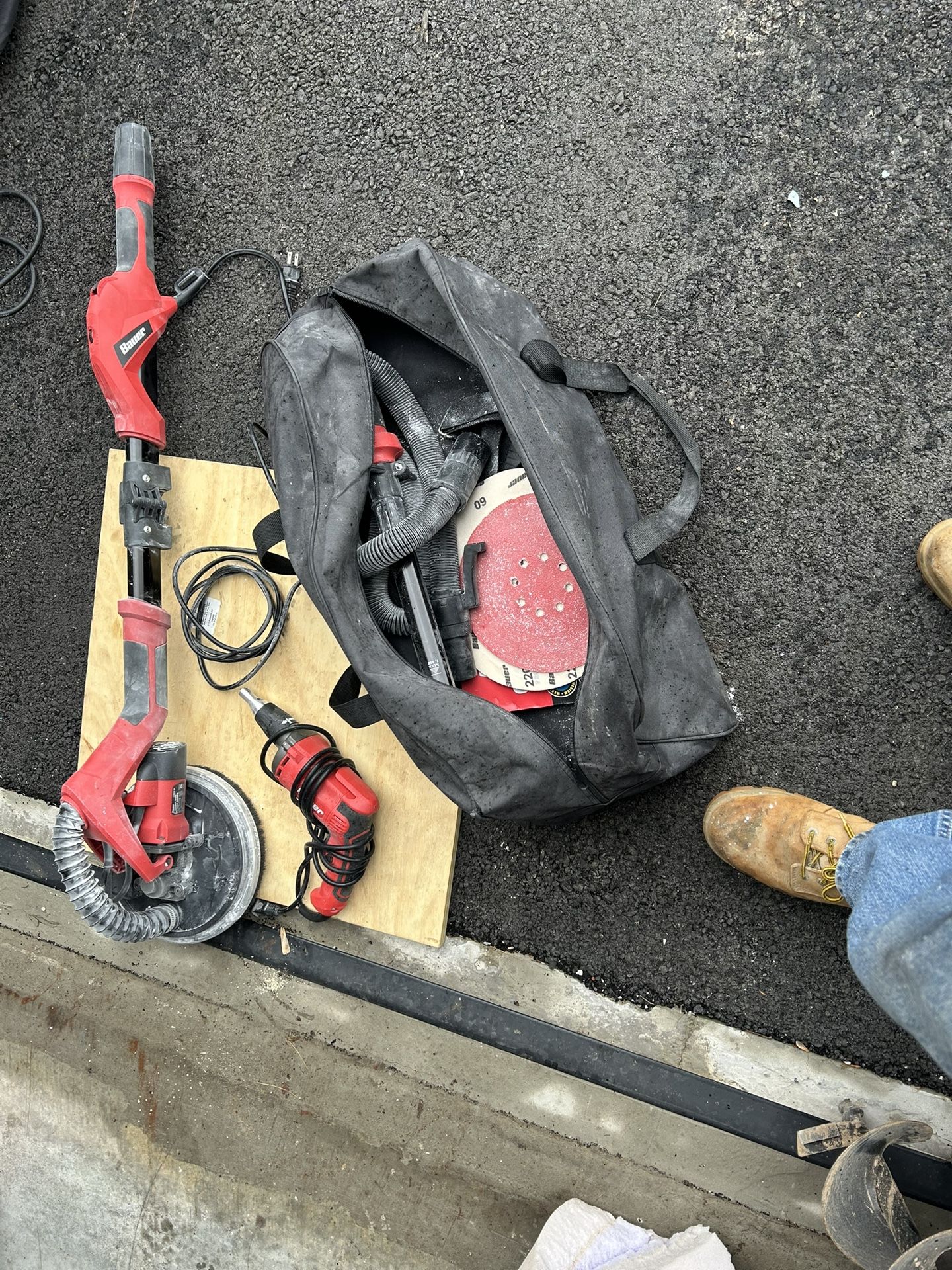 Sheetrock Screw Gun And Dustless Power Sander