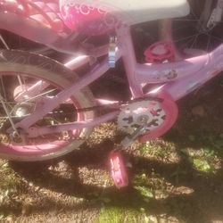 PRETTY PRINCESS DISNEY  GIRLS  BIKE