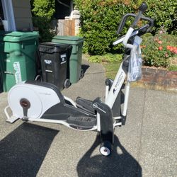 Elliptical Exercise Machine 