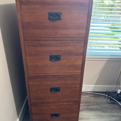 Vintage Solid Oakwood 4 Drawer Filing Cabinet 