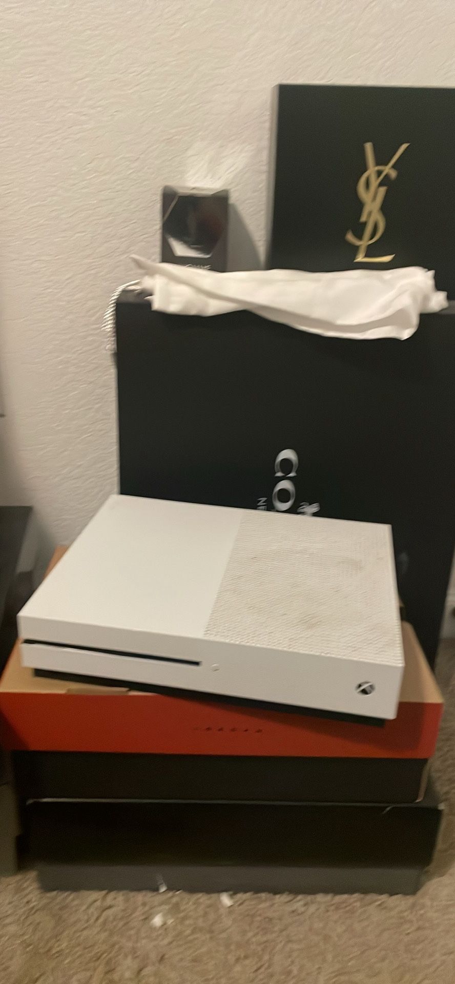 Xbox One S