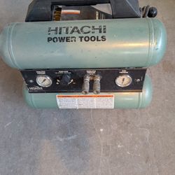 Hitachi 2 Tank Compressor In Very Good Condition Lightly Used