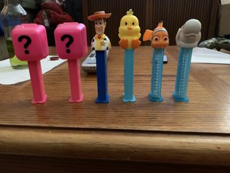 Pez characters