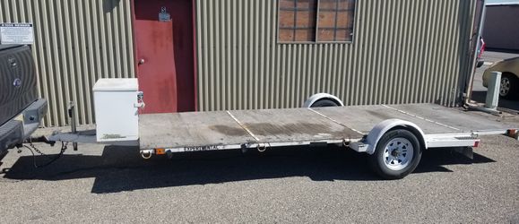 Trailer Flatbed 16' Long x 6' Wide Good Tires Wheels Motorcycle ATV Easy Load Pull Out Ramp Reg & Title in hand