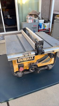 DeWALT 8” Table saw