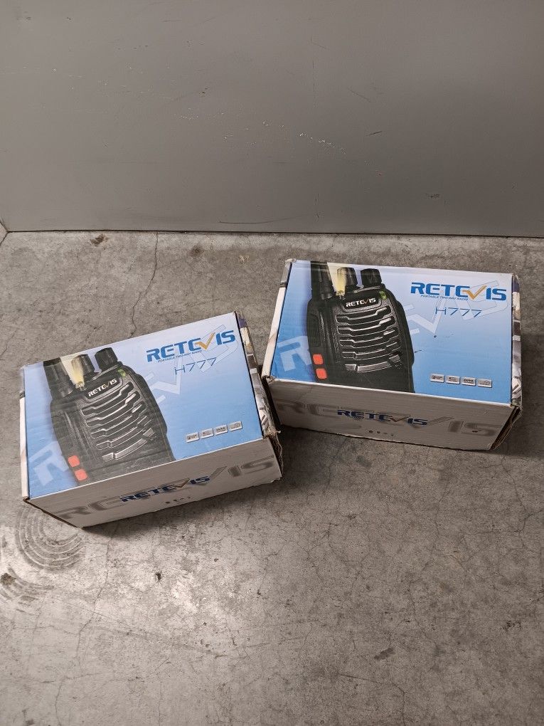 Two band walkie talkie