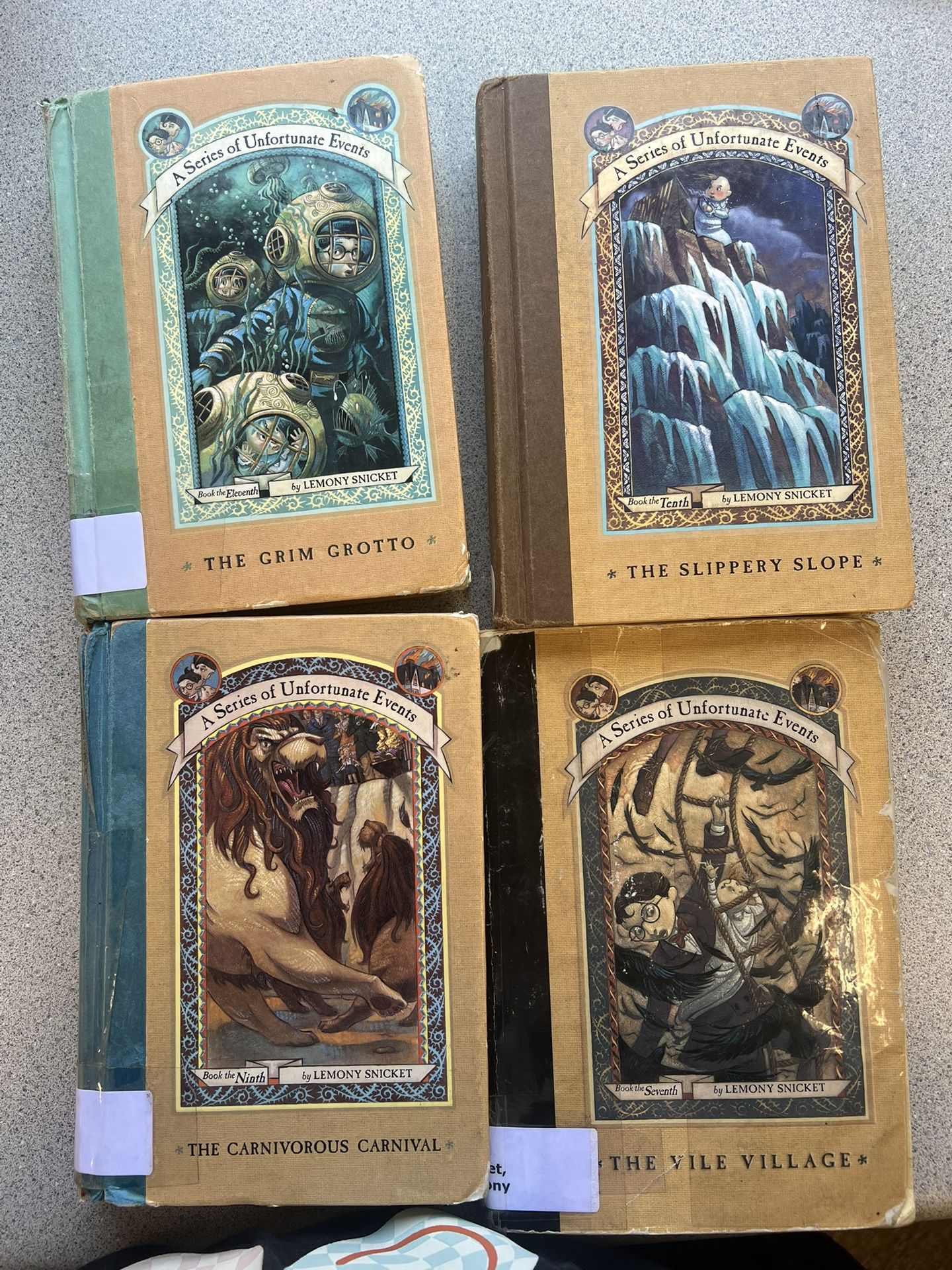 A Series Of Unfortunate Events Books