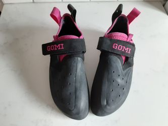 Gomi  Women's Climbing Shoe