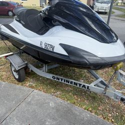 Yamaha FZR Jet Ski