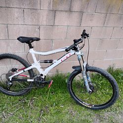 Gt Sensor 4.0  White 26 inch