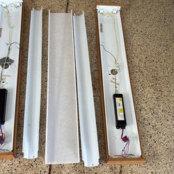 Fluorescent Light Fixtures