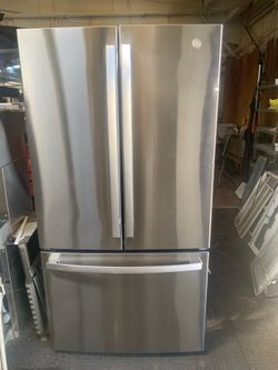 Fridge ge good condition 3 door 90 days warranty Refry ge buenas Condiciones 3 Puertas 90 dias de Garantia