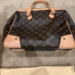 Rarely Used (one time only) Genuine Louis Vuitton bag for sale only $1,800