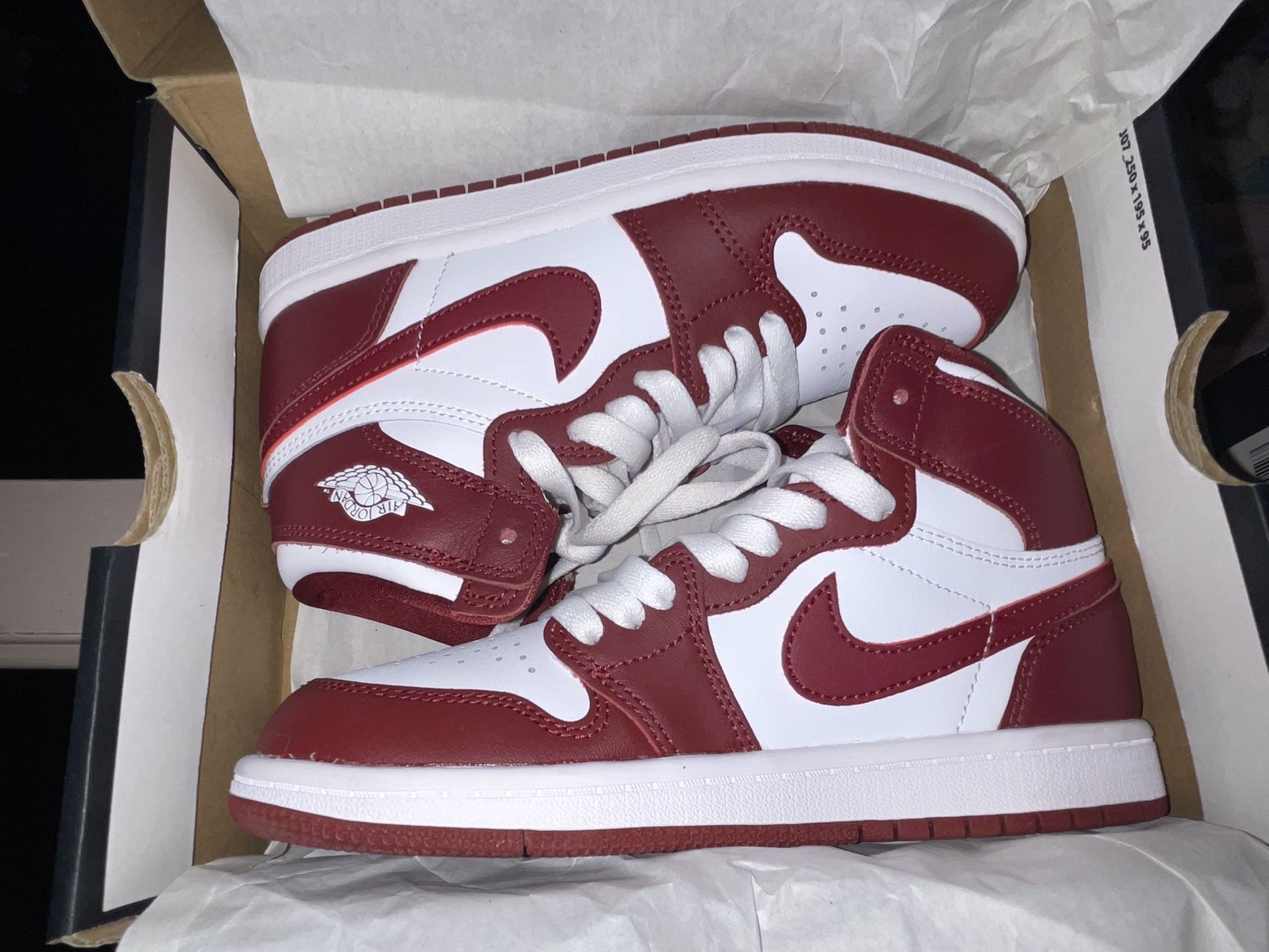 Brand New Jordan 1 Retro High AG – Size 2Y (Kids) ♥️