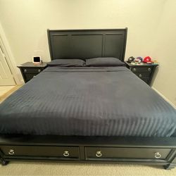 King Bedroom Set Including Mattress
