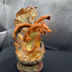 Japan Anime Pokemon Charizard figure Swing Vignette Collection limited ed 4”