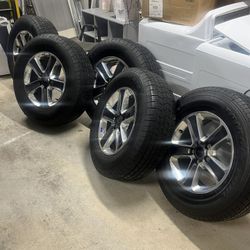 Tries And Rims 255/70/R18