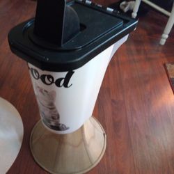 Cat Food Container