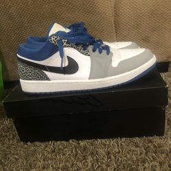 Total blue Jordan 1 Low top 
