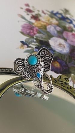 TURQUOISE ELEPHANT RING -ADJUSTABLE