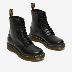 Dr. Martens 1460W Leather Women's Boots 9 US - Black
