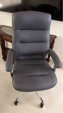 Computer chair