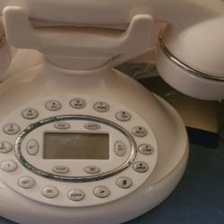 Victorian vintage French style push button digital landline desk top telephone, Off white east,west