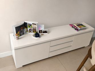 Ikea Besta Burs High Gloss White TV Stand/Bench Unit With 2 Drawers