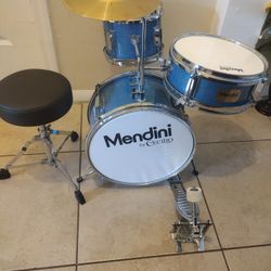Selling A Childs Complete Drum Set ,Still New By Mendini.