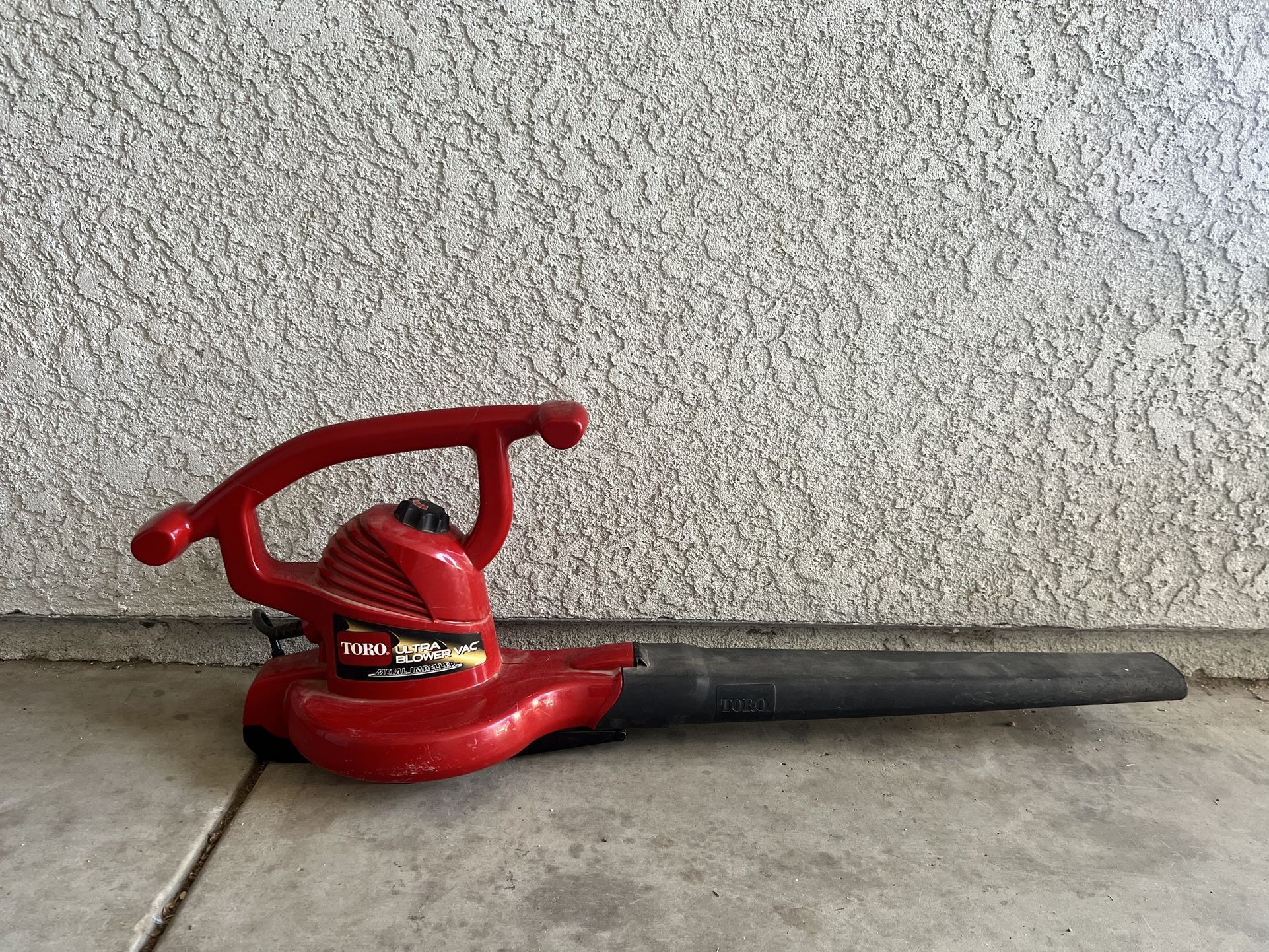 Toro Electric Leaf Blower Like New 