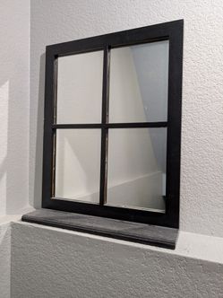 Mirror shape of a Window